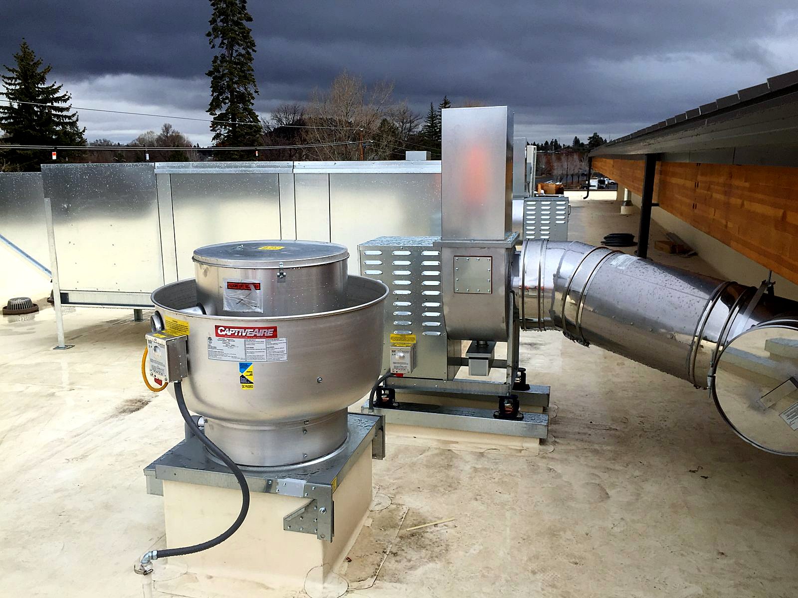 Commercial kitchen exhaust & grease duct